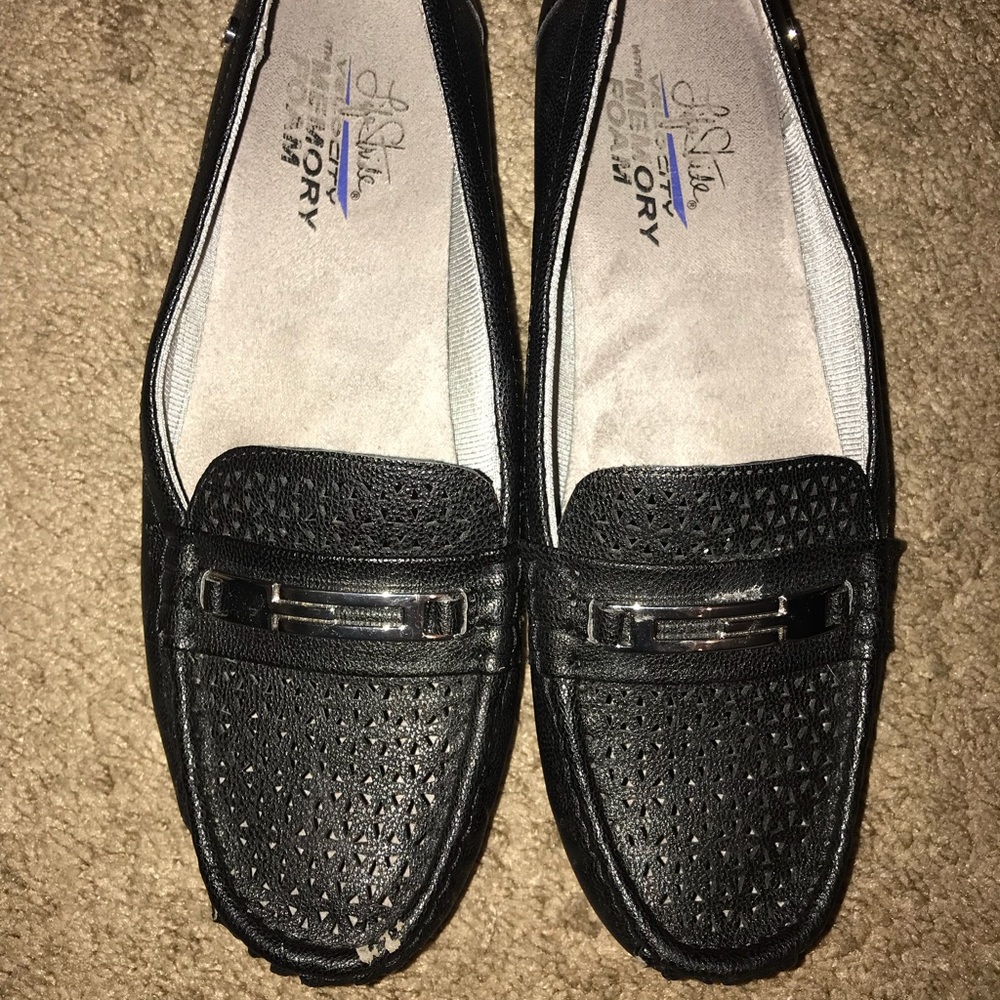 Super comfortable work shoes!